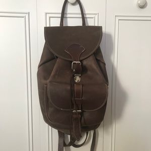 Roots back pack